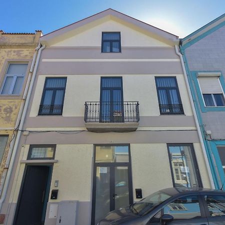 Near The Beach Apartments ماتوسينهوس المظهر الخارجي الصورة