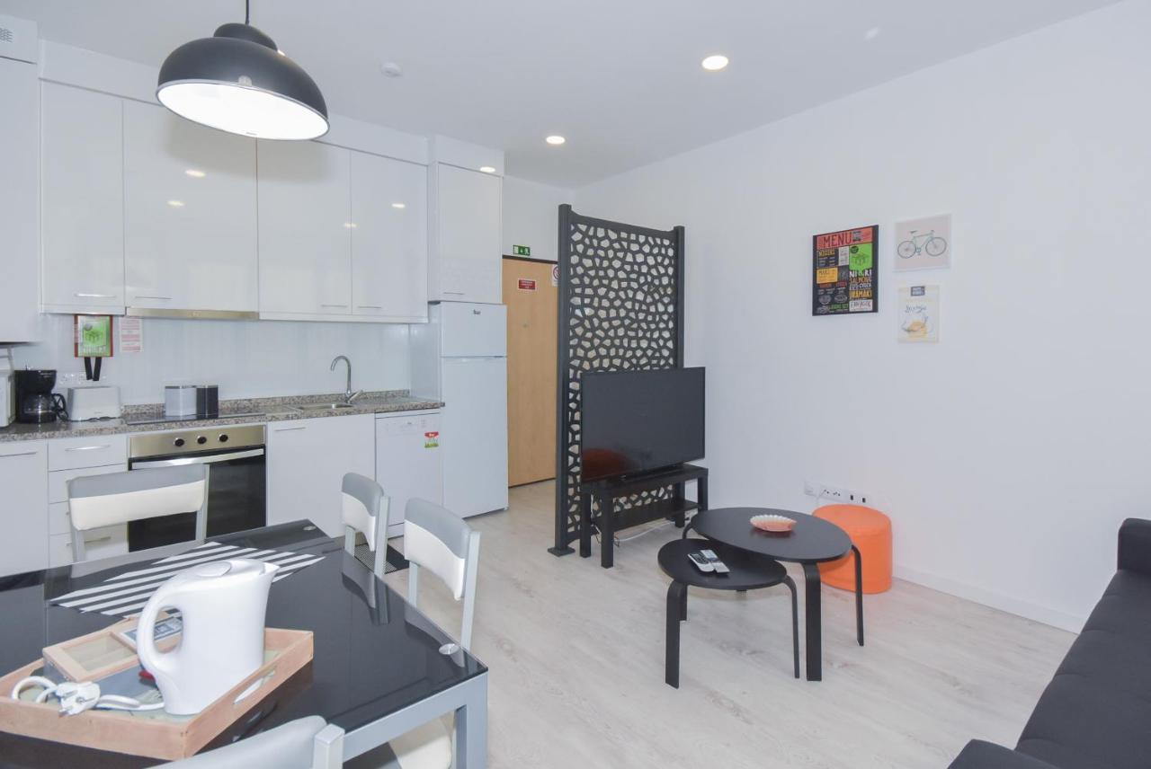 Near The Beach Apartments ماتوسينهوس المظهر الخارجي الصورة