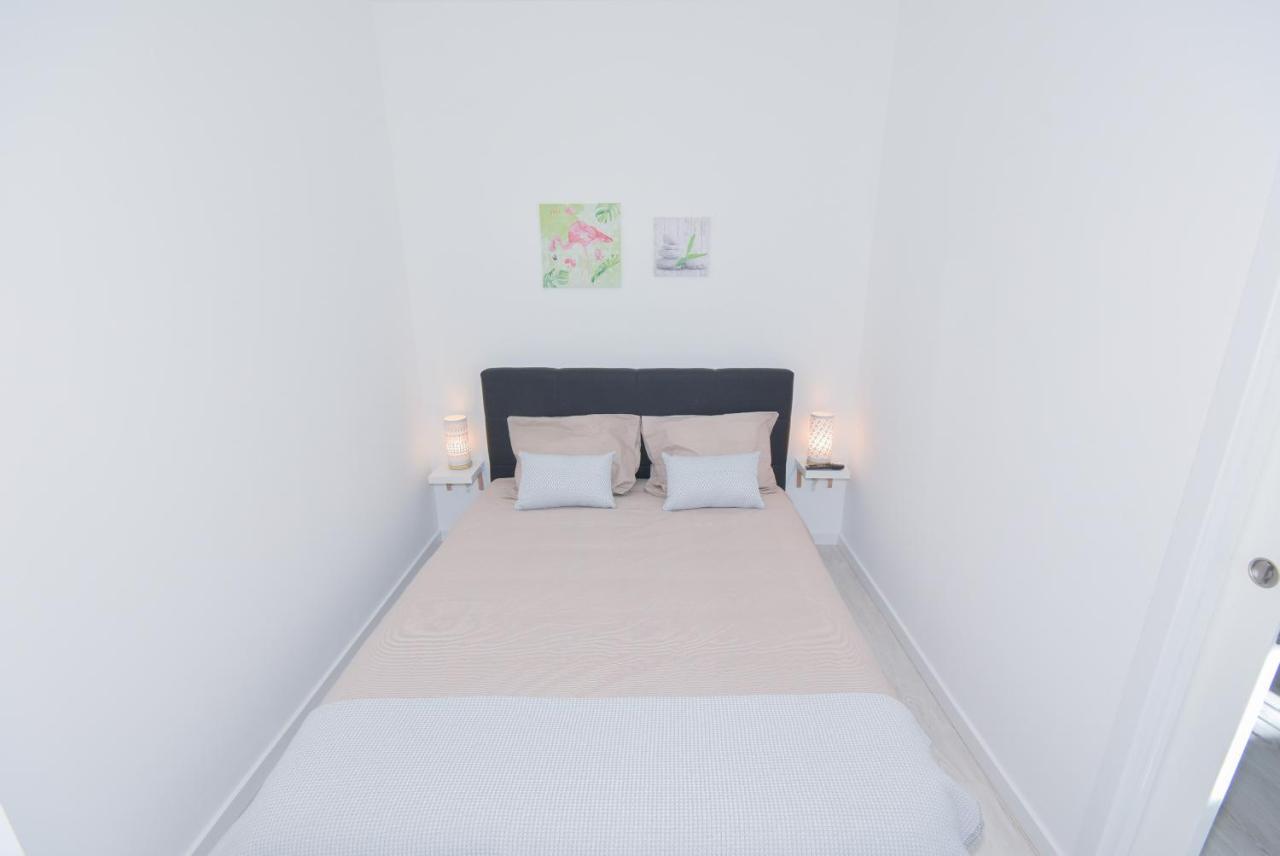 Near The Beach Apartments ماتوسينهوس المظهر الخارجي الصورة