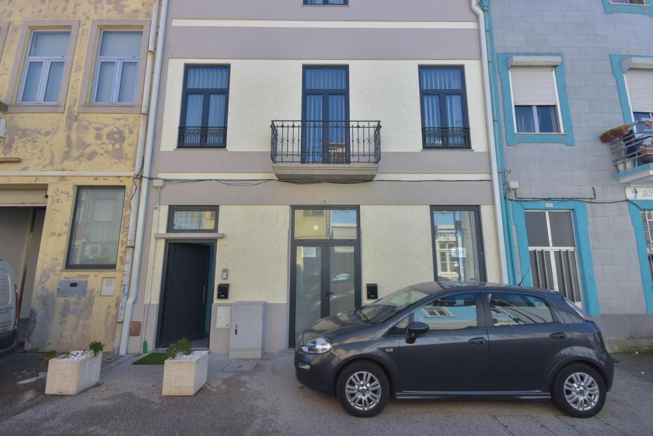 Near The Beach Apartments ماتوسينهوس المظهر الخارجي الصورة