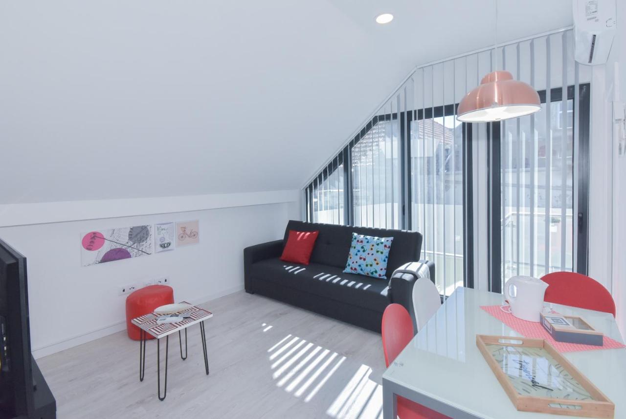 Near The Beach Apartments ماتوسينهوس المظهر الخارجي الصورة