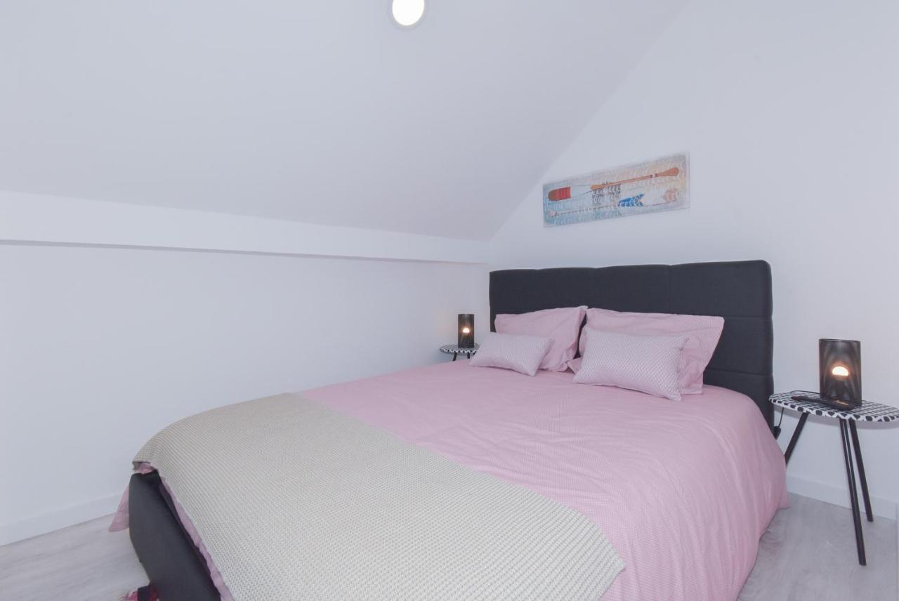 Near The Beach Apartments ماتوسينهوس المظهر الخارجي الصورة